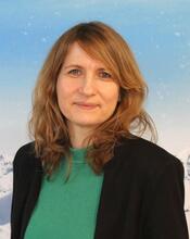 Frau Antje Wölfinger